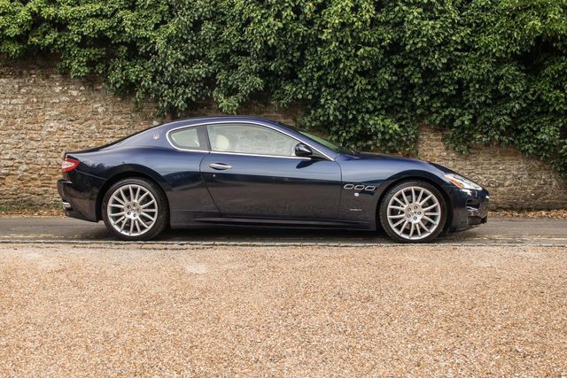 2000 Lister Storm GTM002