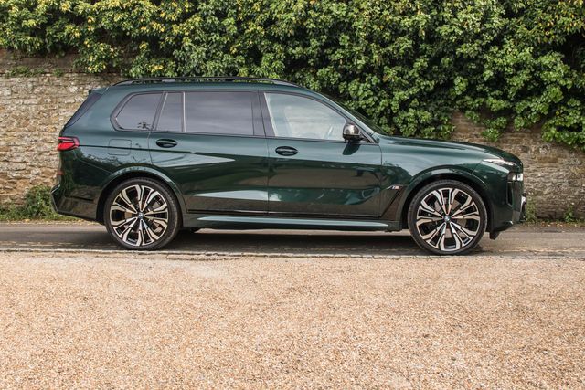 2023 BMW X7 M60i xDrive - BMW Individual  