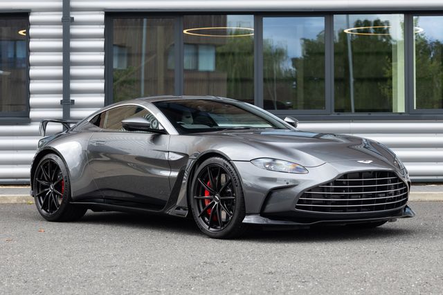 2022 Aston Martin Vantage V12